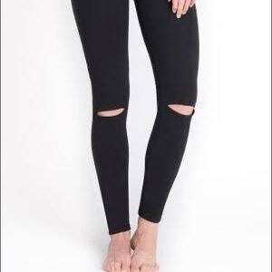 Lysse 1588 Black legging with knee slits size M